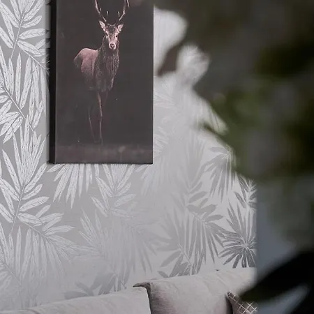 Апартаменты Chique For A Big Family With 2 Parking Spaces By Renters