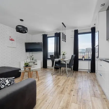Chique For A Big Family With 2 Parking Spaces By Renters Apartment *