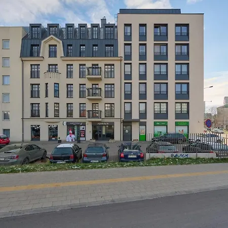 Chique For A Big Family With 2 Parking Spaces By Renters Lejlighed