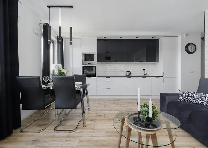 Chique For A Big Family With 2 Parking Spaces By Renters * 弗罗茨瓦夫